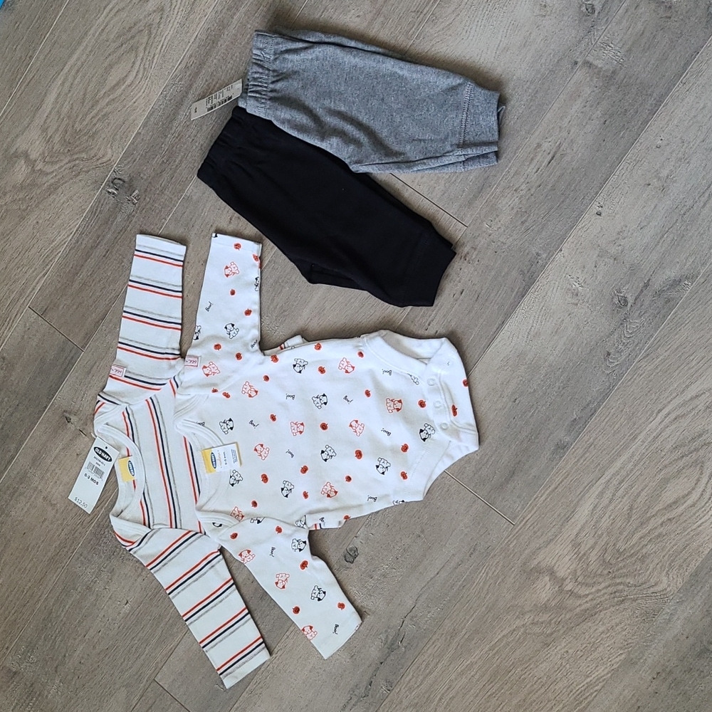 NEW 0-3mo mix n match outfit sets
